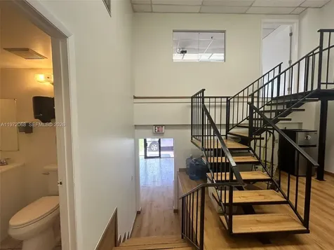 6910 NW 50th Street Miami FL 33195