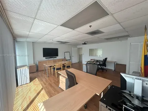 6910 NW 50th Street Miami FL 33195