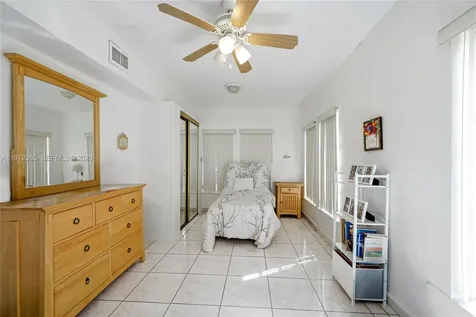 4318 E 8th Court Hialeah FL 33013