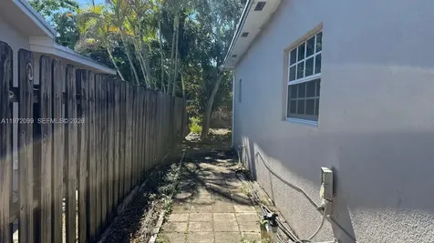 11460 NW 37th Street Sunrise FL 33323