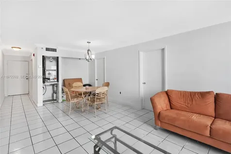 7933 West Drive North Bay Village FL 33141