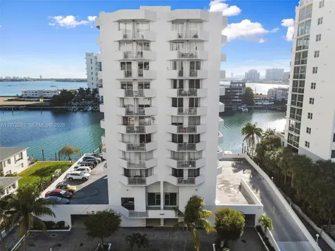 7933 West Drive North Bay Village FL 33141