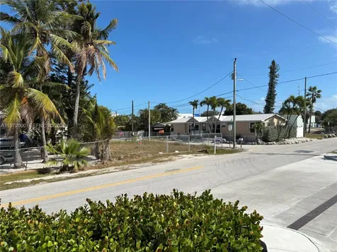 319 Tuskegee Street Marathon FL 33050
