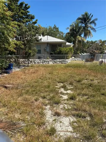 319 Tuskegee Street Marathon FL 33050