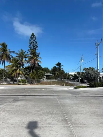 319 Tuskegee Street Marathon FL 33050