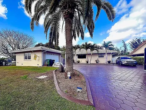 530 SW 136th Place Miami FL 33184