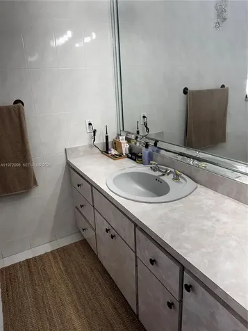530 SW 136th Place Miami FL 33184