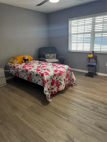 530 SW 136th Place Miami FL 33184