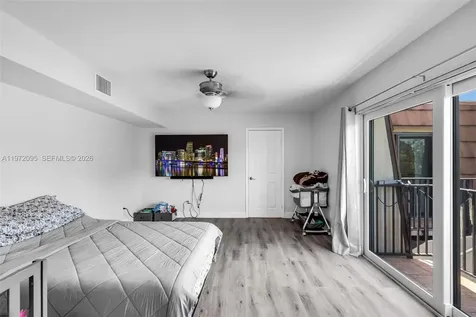11903 SW 11th Court Davie FL 33325
