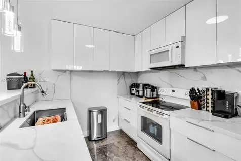 11903 SW 11th Court Davie FL 33325