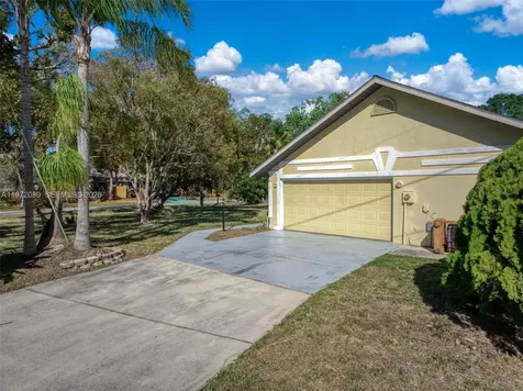 1273 Woodbury Avenue Sebring FL 33875
