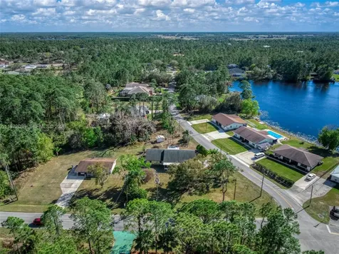 1273 Woodbury Avenue Sebring FL 33875