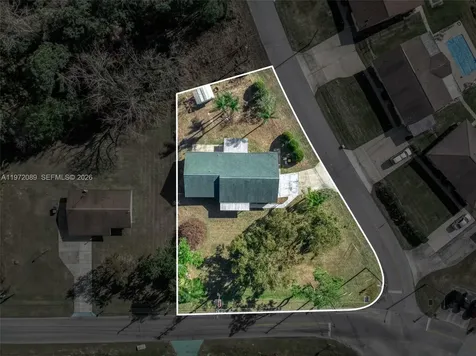 1273 Woodbury Avenue Sebring FL 33875