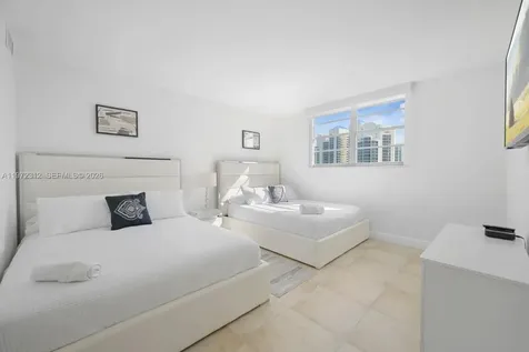 19370 Collins Avenue Sunny Isles Beach FL 33160