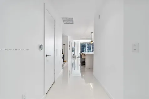 851 NE 1st Avenue Miami FL 33132