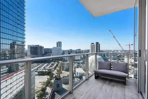 851 NE 1st Avenue Miami FL 33132