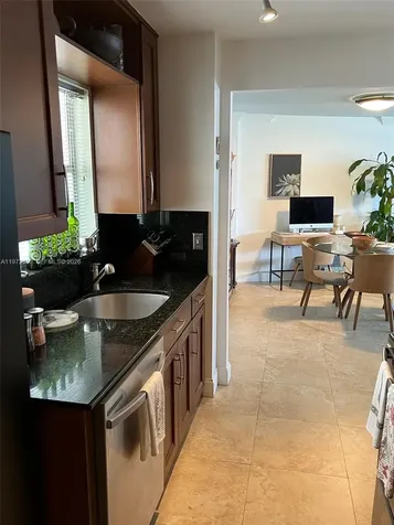 1881 Washington Avenue Miami Beach FL 33139