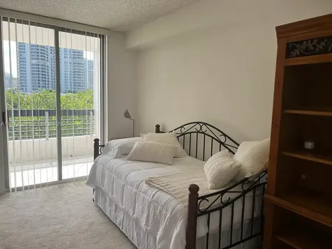 3400 NE 192nd Street Aventura FL 33180