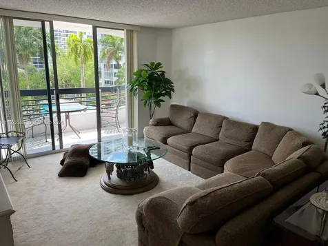 3400 NE 192nd Street Aventura FL 33180