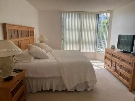 3400 NE 192nd Street Aventura FL 33180