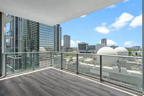 851 NE 1st Avenue Miami FL 33132