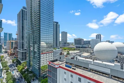 851 NE 1st Avenue Miami FL 33132
