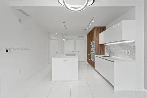 851 NE 1st Avenue Miami FL 33132