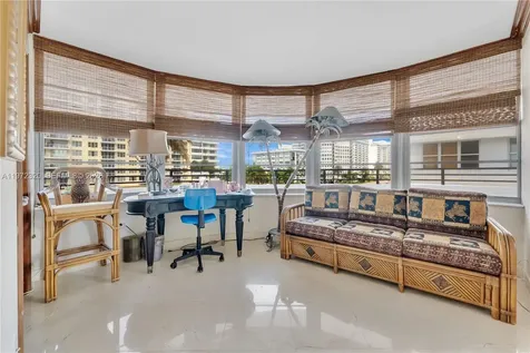 5555 Collins Avenue Miami Beach FL 33140