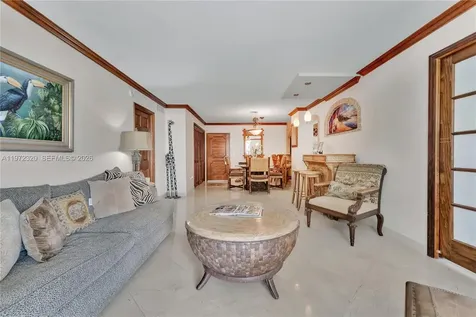 5555 Collins Avenue Miami Beach FL 33140