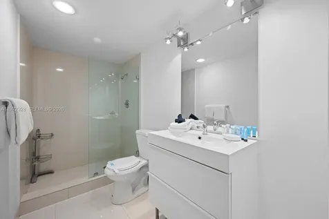 19370 Collins Avenue Sunny Isles Beach FL 33160