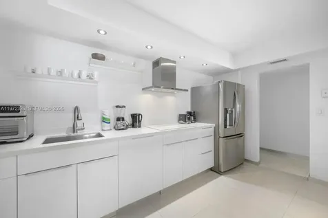 19370 Collins Avenue Sunny Isles Beach FL 33160