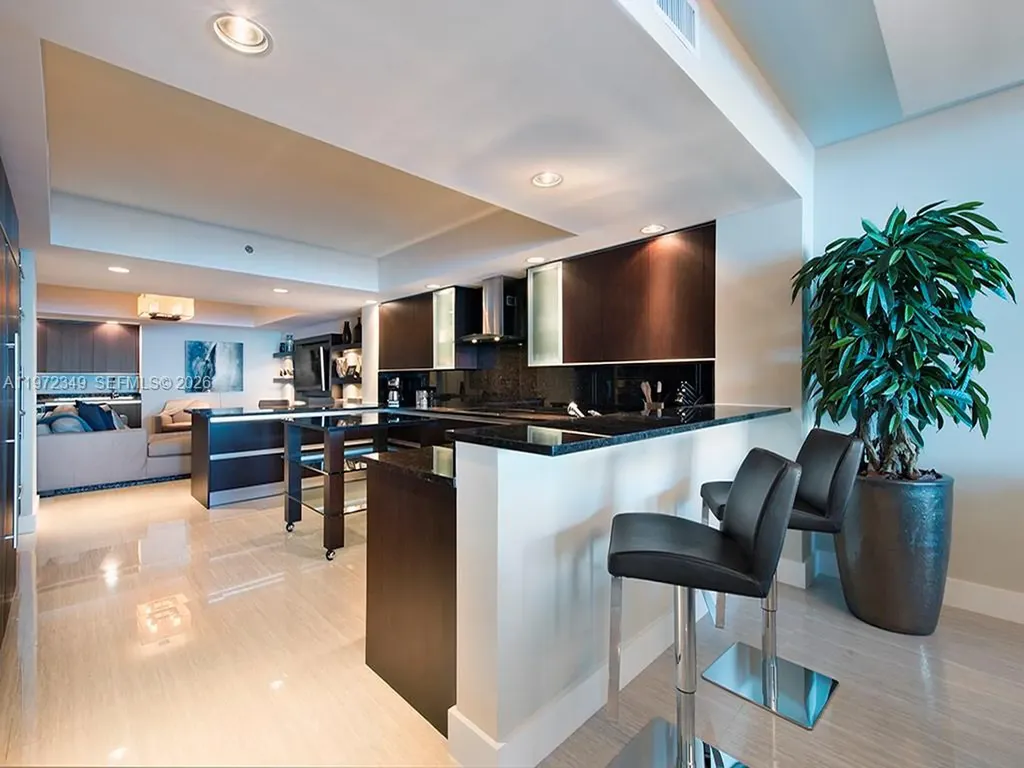 2711 S Ocean Drive Hollywood FL 33019