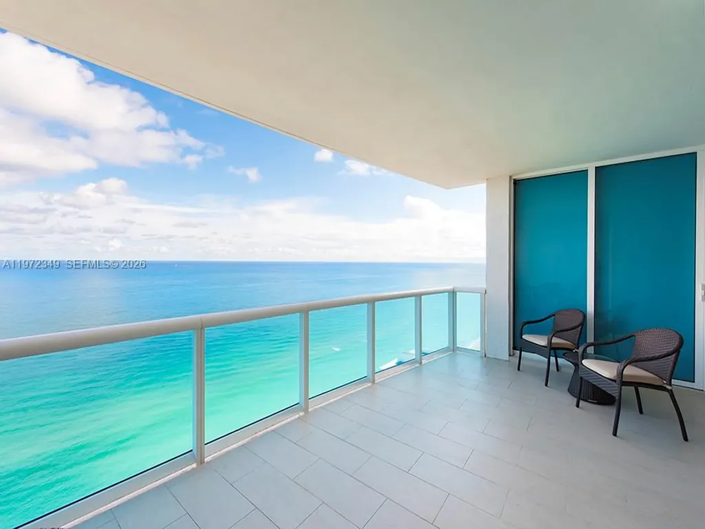 2711 S Ocean Drive Hollywood FL 33019