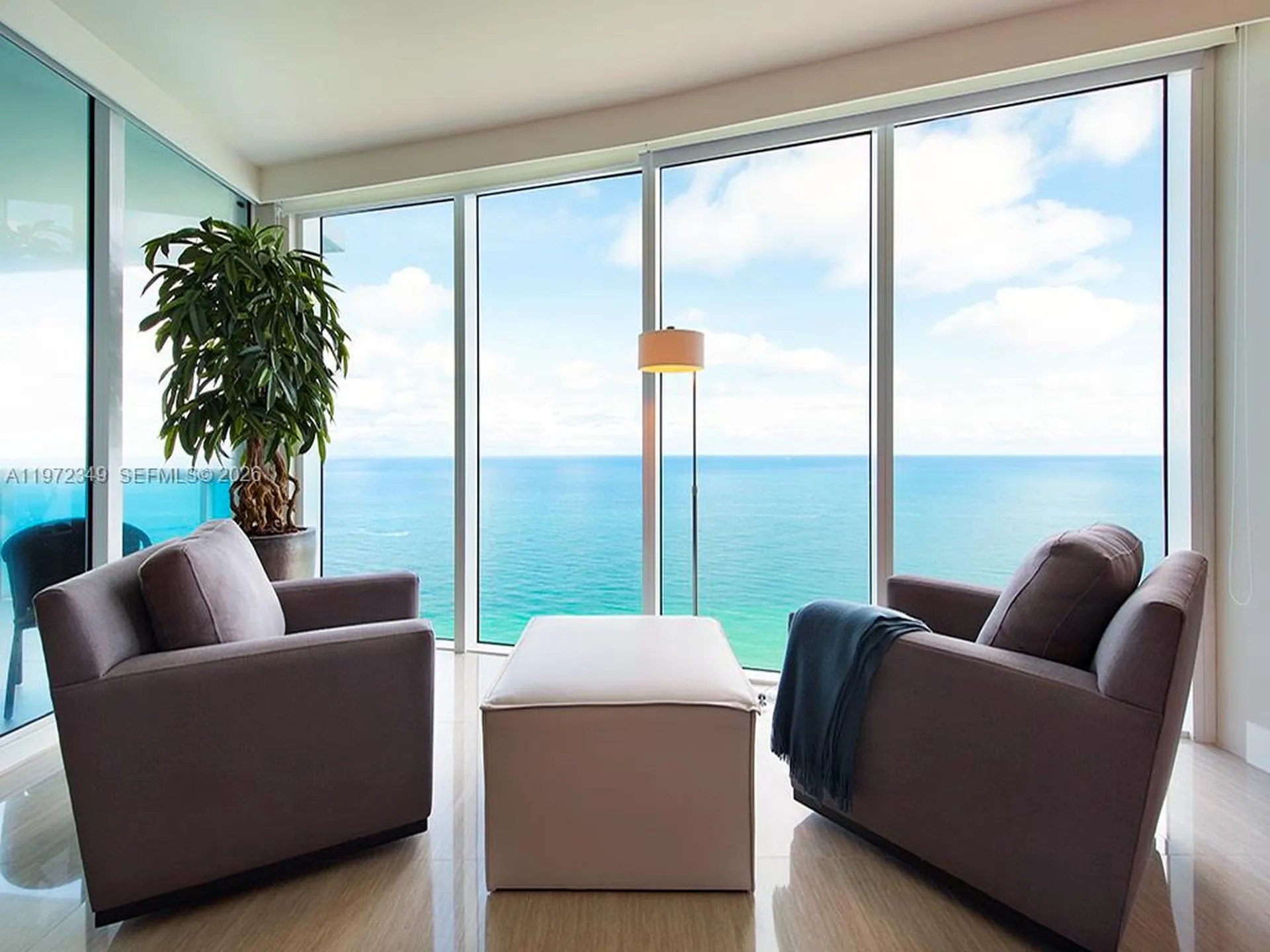 2711 S Ocean Drive Hollywood FL 33019
