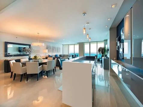 2711 S Ocean Drive Hollywood FL 33019
