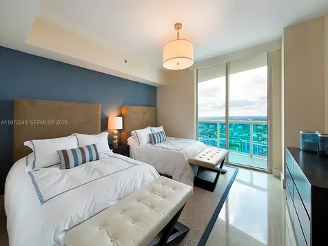 2711 S Ocean Drive Hollywood FL 33019