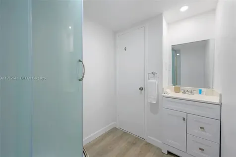 19370 Collins Avenue Sunny Isles Beach FL 33160