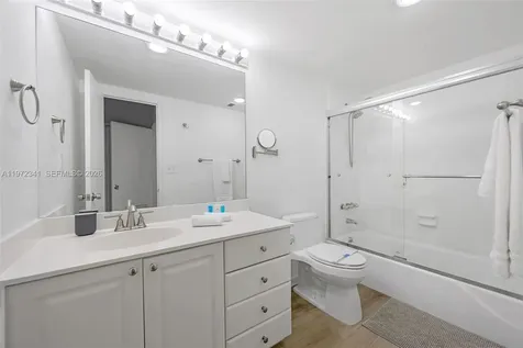 19370 Collins Avenue Sunny Isles Beach FL 33160