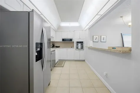19370 Collins Avenue Sunny Isles Beach FL 33160