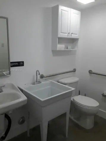 10601 NW 122nd Street Medley FL 33178