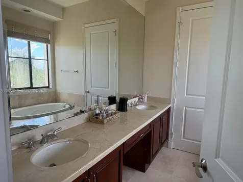2925 NW 126th Avenue Sunrise FL 33323