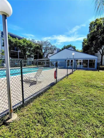 7501 NW 16th Street Plantation FL 33313
