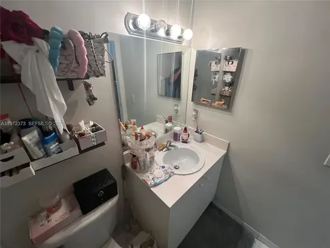 45 SW 14 Te Homestead FL 33030