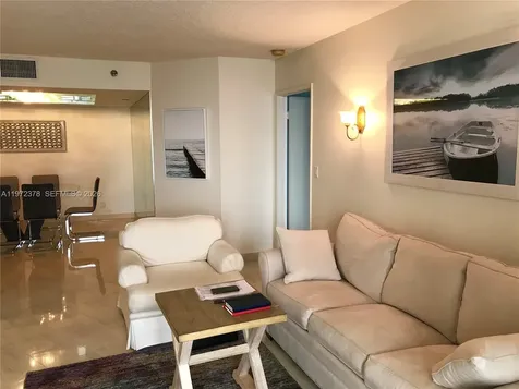 3600 Mystic Pointe Drive Aventura FL 33180