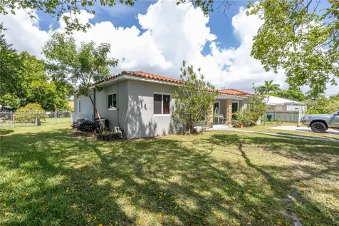 11020 NE 10th Avenue Biscayne Park FL 33161