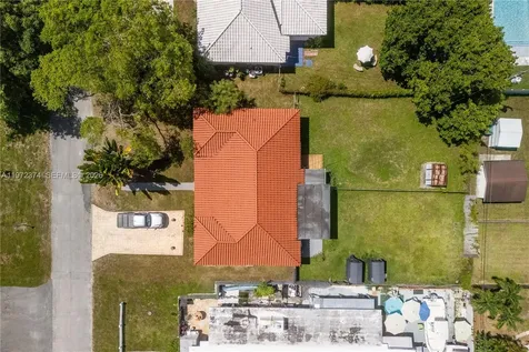 11020 NE 10th Avenue Biscayne Park FL 33161