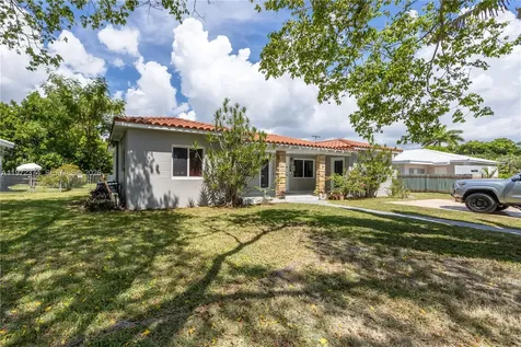 11020 NE 10th Avenue Biscayne Park FL 33161