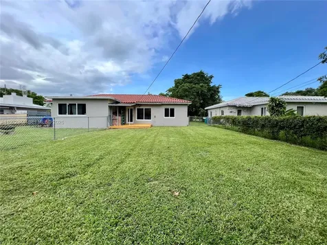 11020 NE 10th Avenue Biscayne Park FL 33161