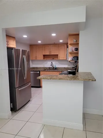 2500 NE 135 North Miami FL 33181