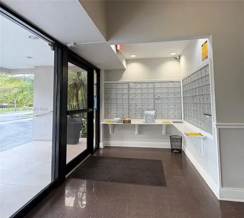 2500 NE 135 North Miami FL 33181